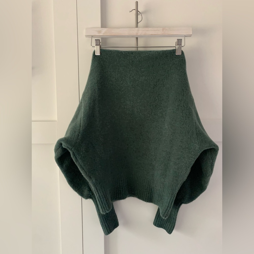 Zara Sweater - Picture 6 of 8